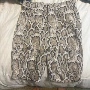 Snake Print High-Waist Women’s Shorts - Neutral Tones AFRM